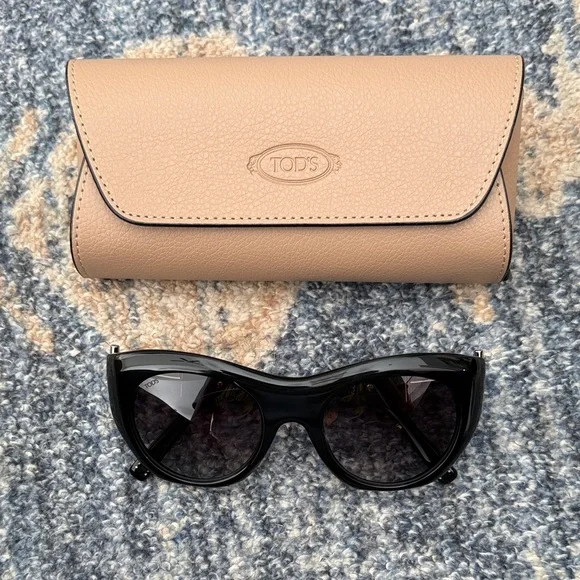 Tod's Black Sunglasses with Silver Accents - Picture 2 of 4